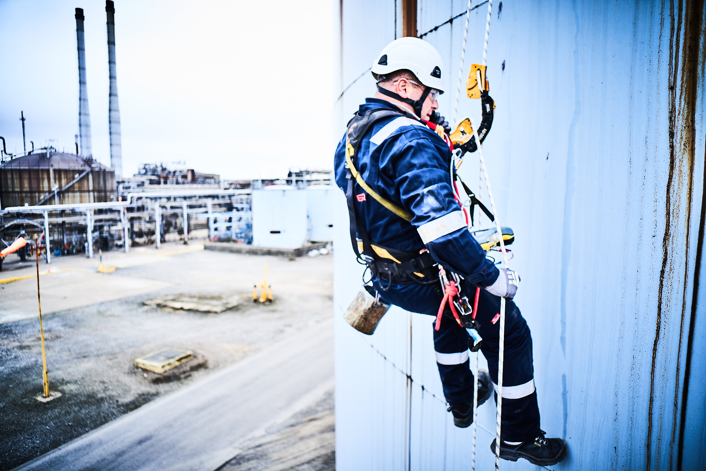 KAEFER rope access specialist working at height